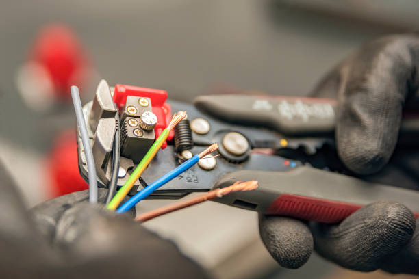 Best Home Electrical Repair  in Eveleth, MN